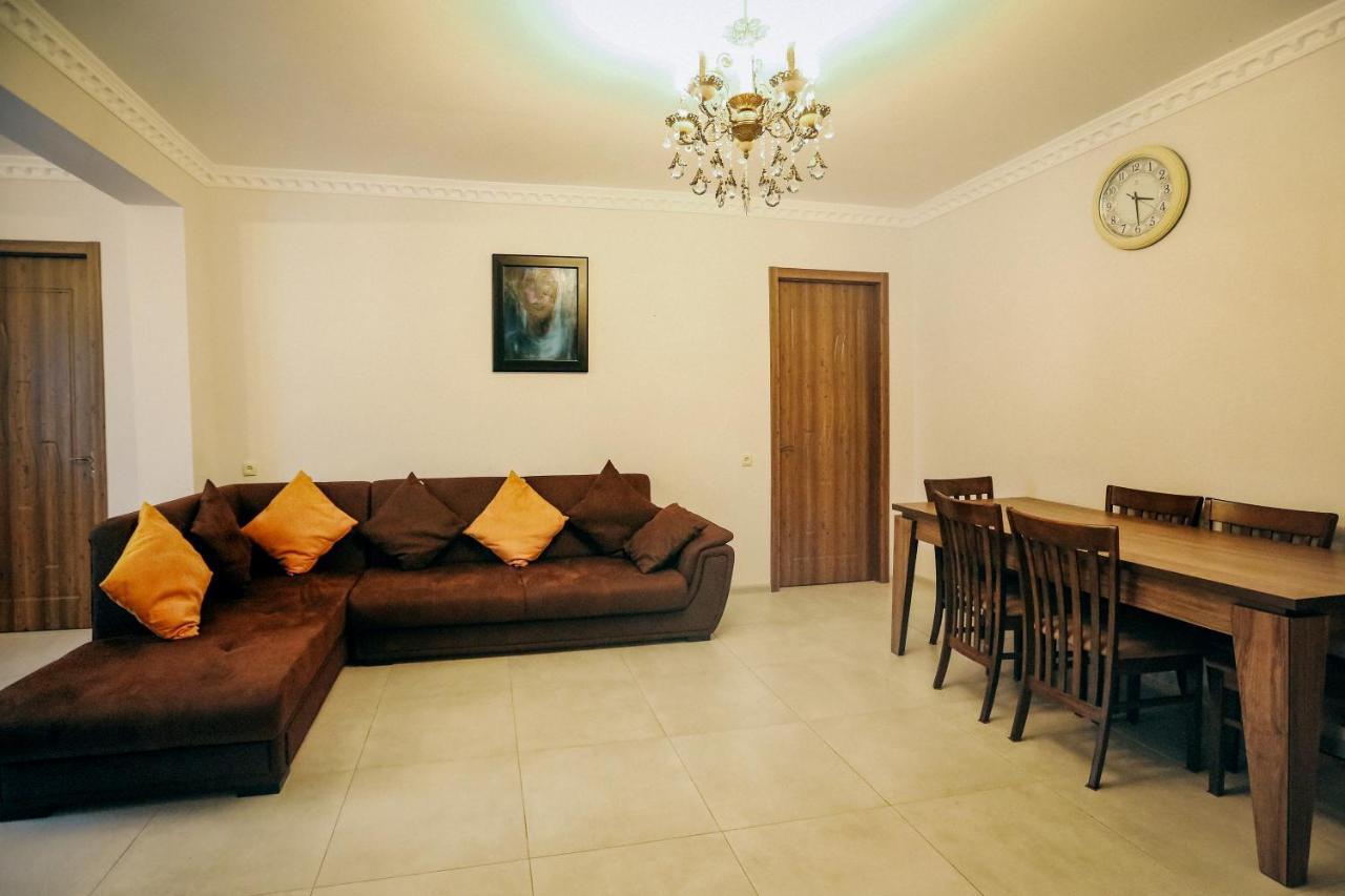 Bebo Babu Guest House Kutaisi Exterior photo