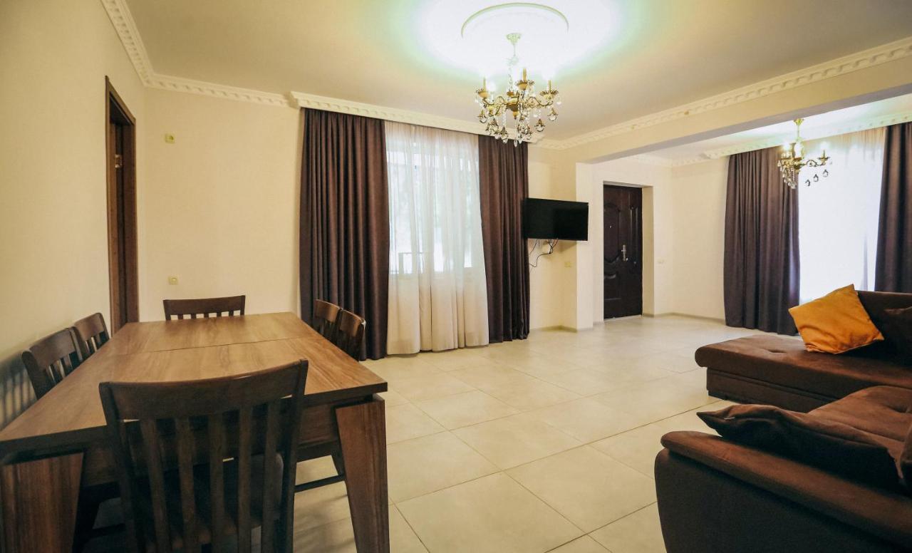 Bebo Babu Guest House Kutaisi Exterior photo