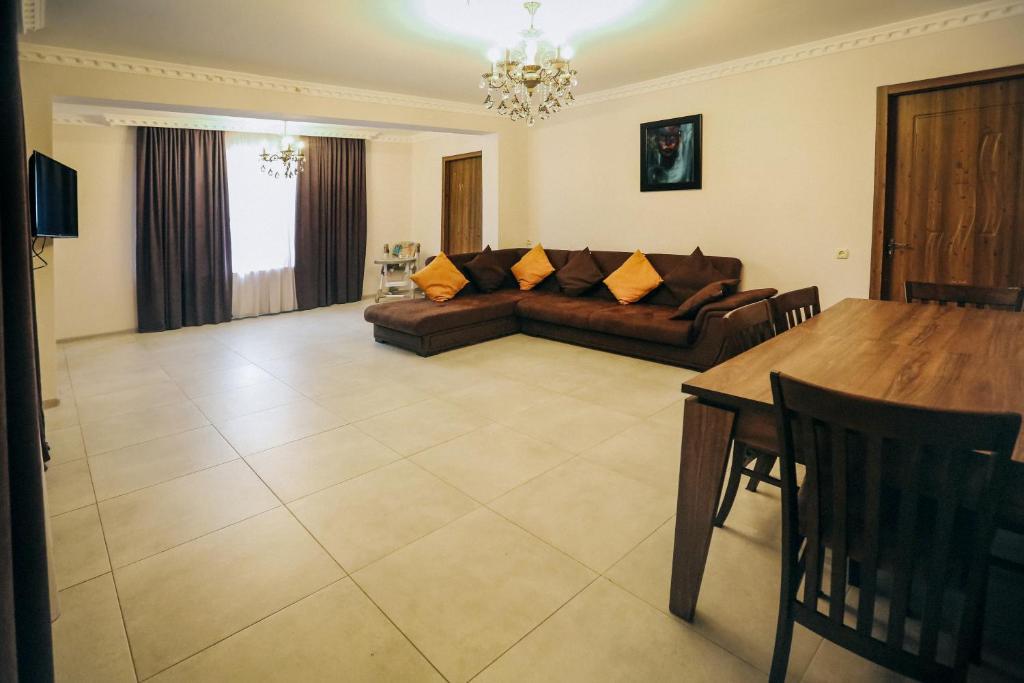 Bebo Babu Guest House Kutaisi Exterior photo
